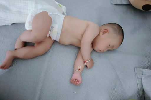 宜阳宝宝短发型女